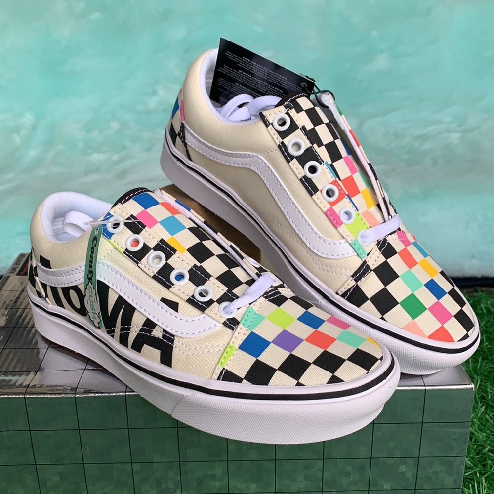 VANS COMFYCUSH OLD SKOOL MOMA BRAND WMNS - Picture 5 of 17